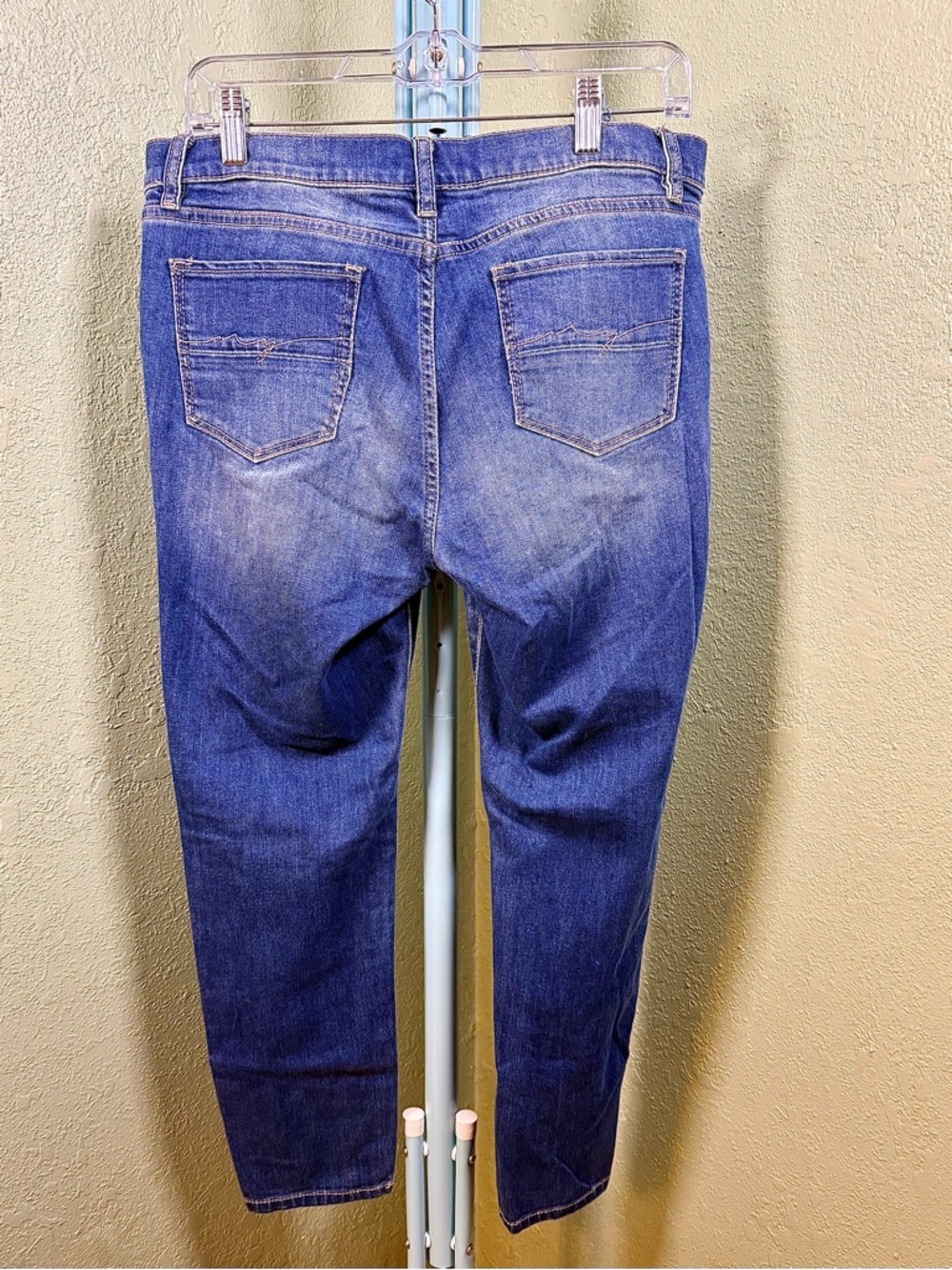 New York & Company Blue Skinny Jeans with Rose Embroidery - Picture 4 of 8